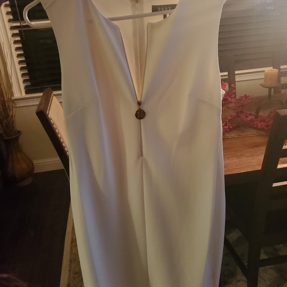 DKNY SO CUTE AND COMFY! NWOT